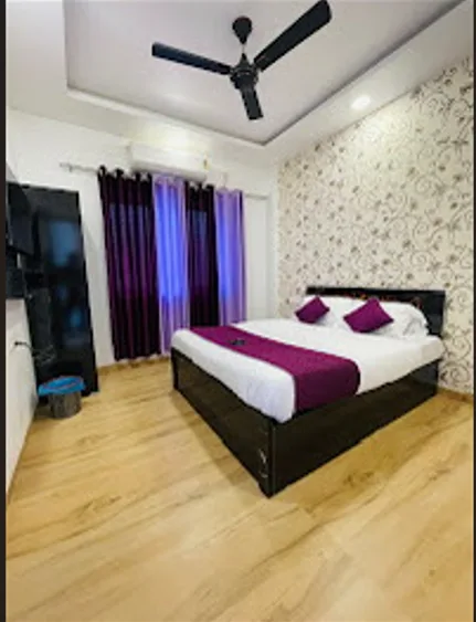 Room — Comfortable Stay